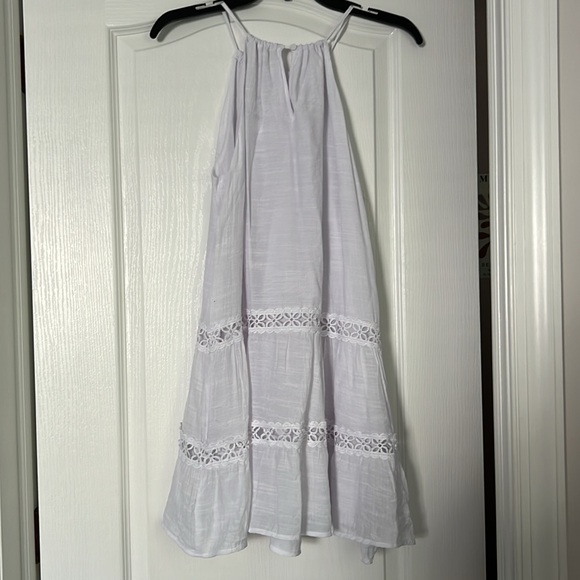 White halter top dress - Picture 3 of 5